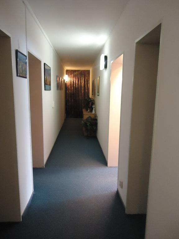 אוברוסל Hotel Central מראה חיצוני תמונה